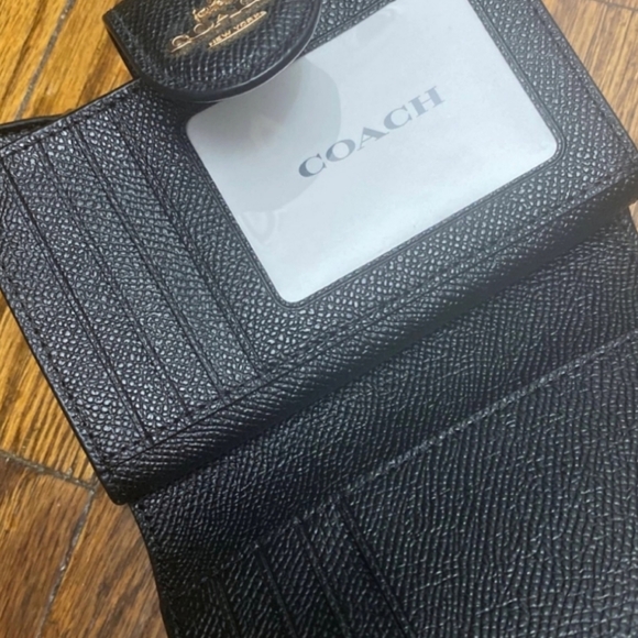 Bundle Of 2 Coach Wallet/Crossbody (NWT) - Picture 3 of 5